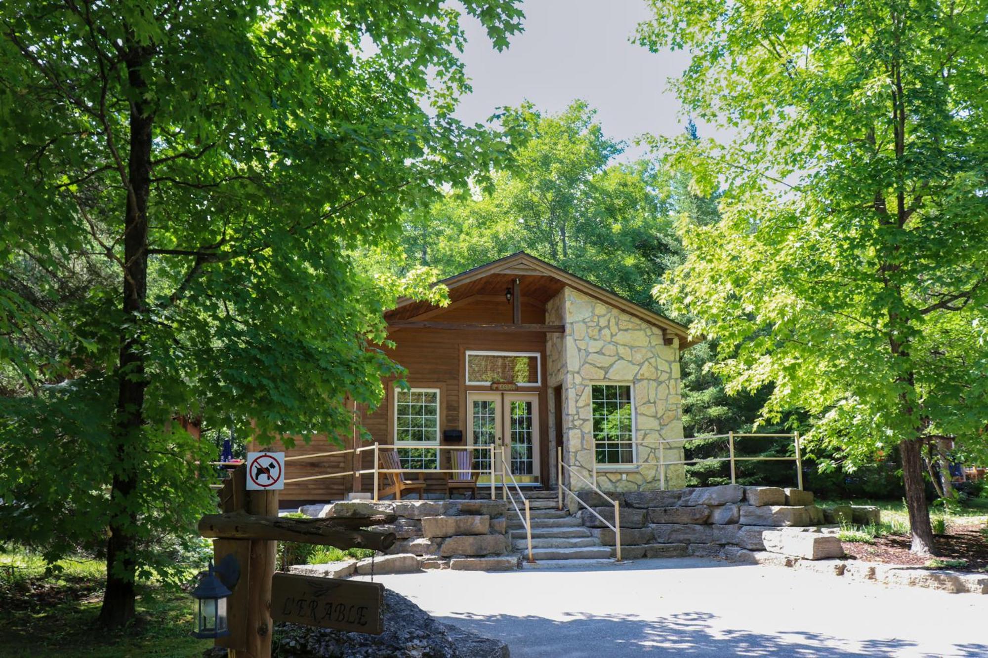 La Bannik Villa Ville-Marie Exterior foto